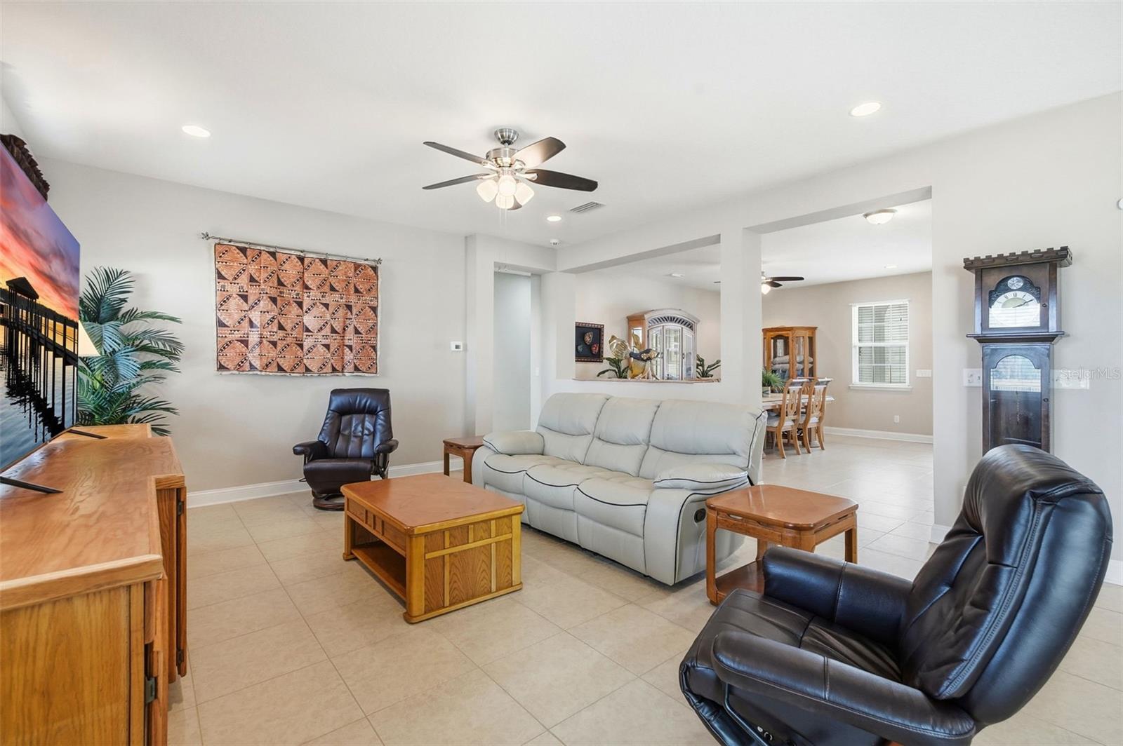 GRAND LNDGS PH 01 - Residential