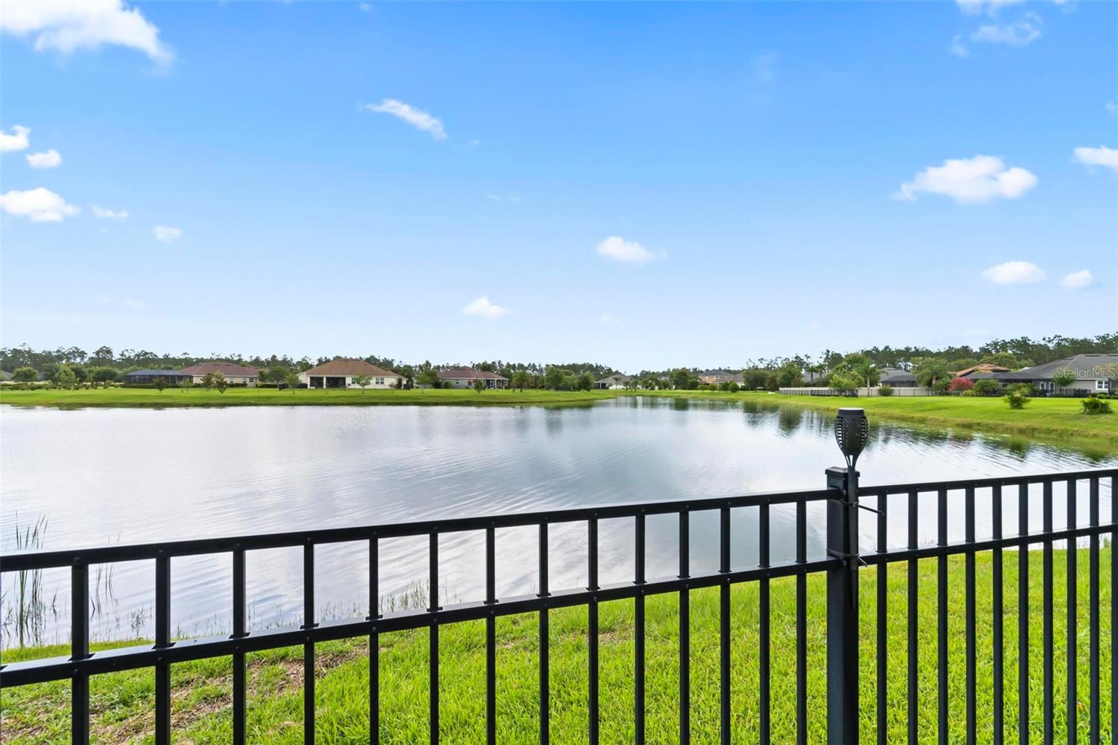 GRAND LNDGS PH 01 - Residential