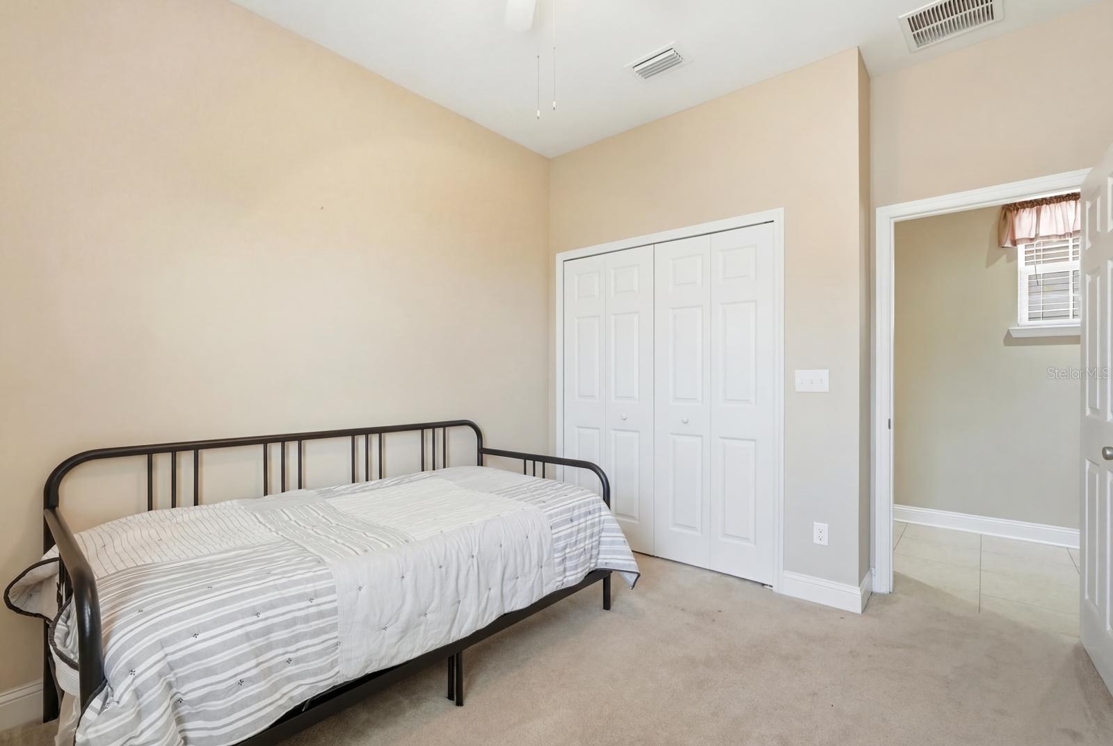 GRAND LNDGS PH 01 - Residential