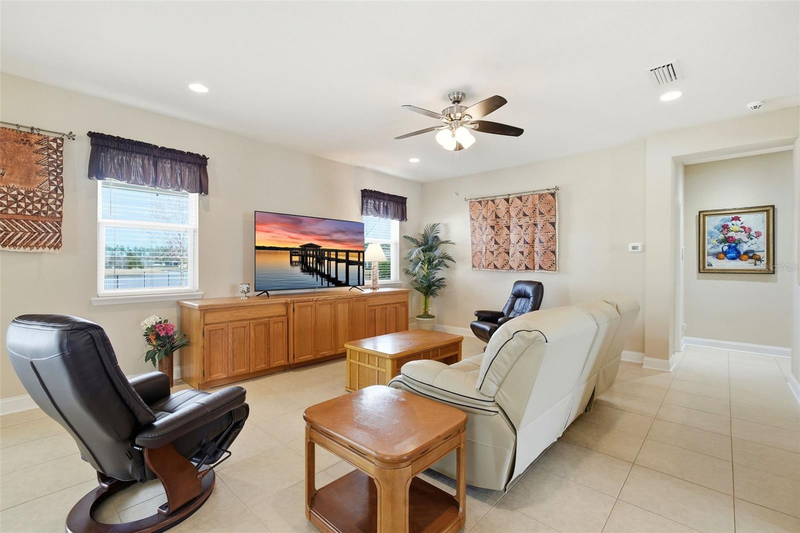 GRAND LNDGS PH 01 - Residential