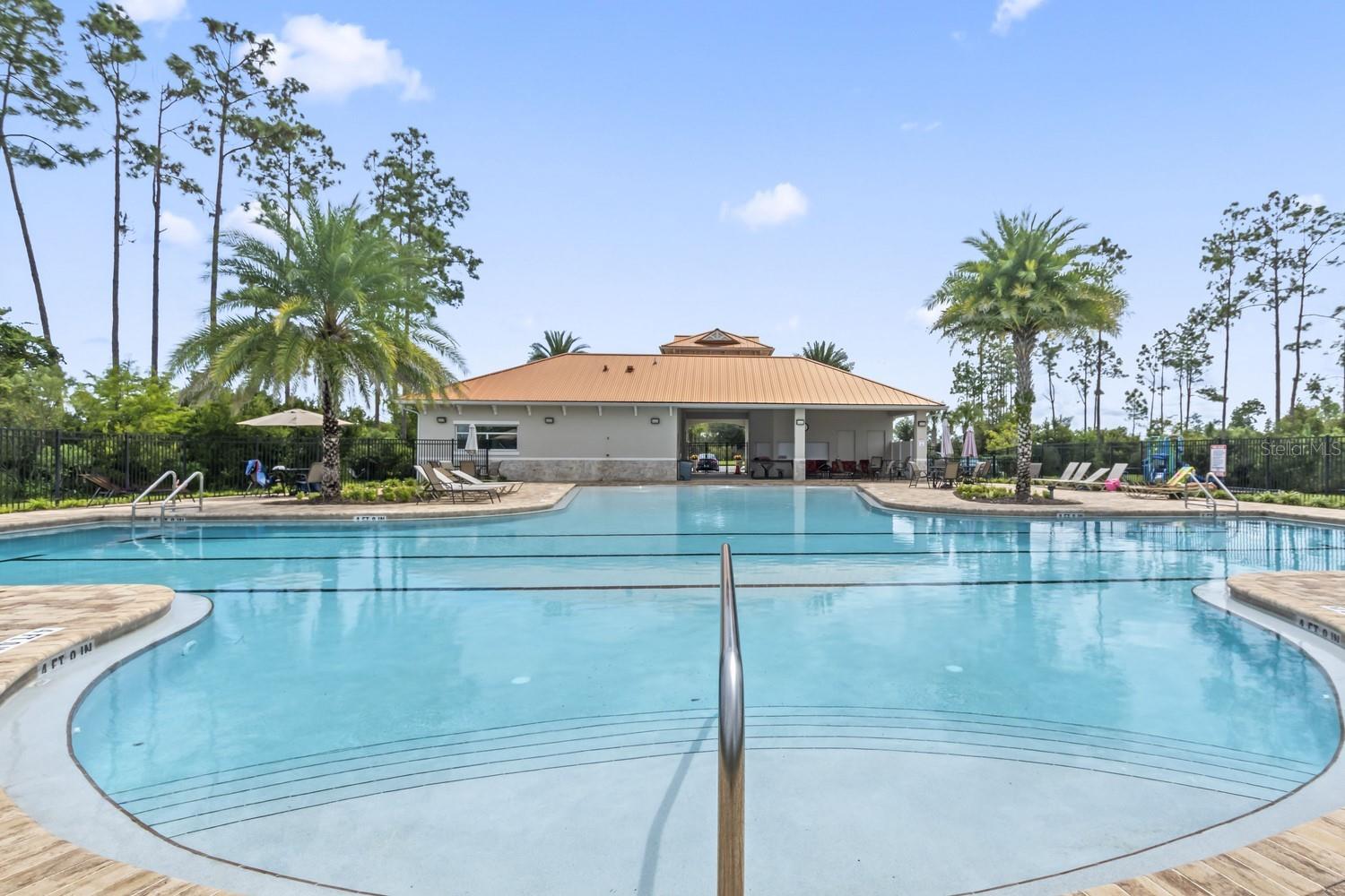 GRAND LNDGS PH 01 - Residential