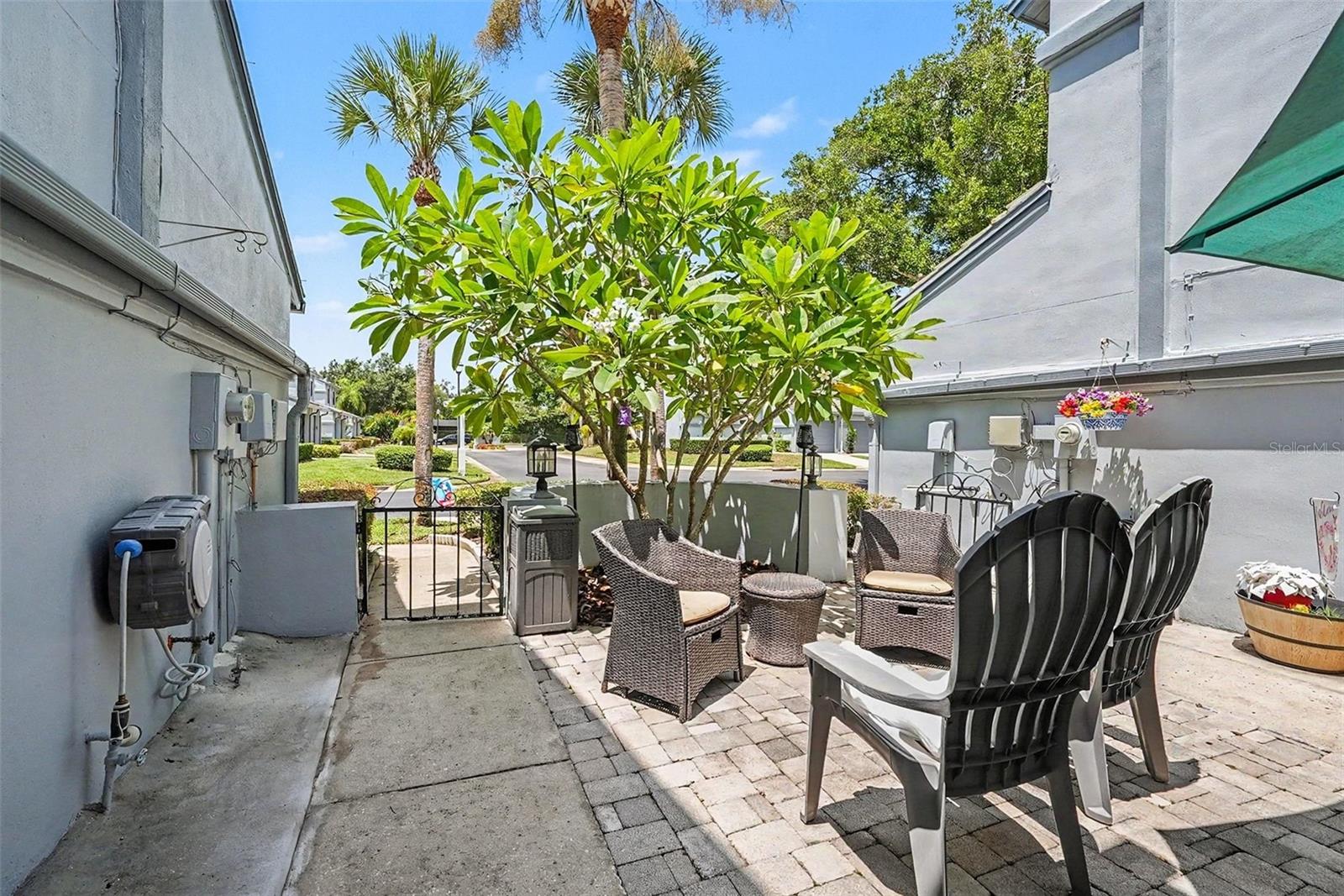 4107 BRENTWOOD PARK CIRCLE