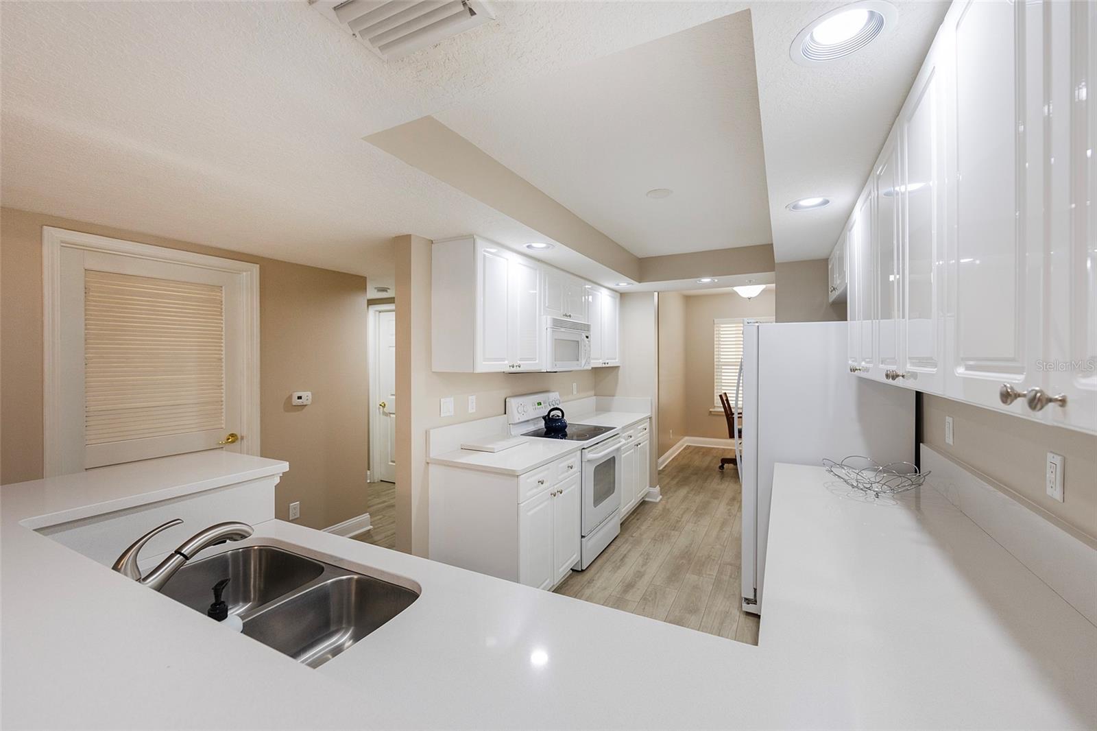 HARBOUR VILLAGE CONDO - Residential