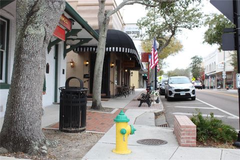 A home in TARPON SPRINGS