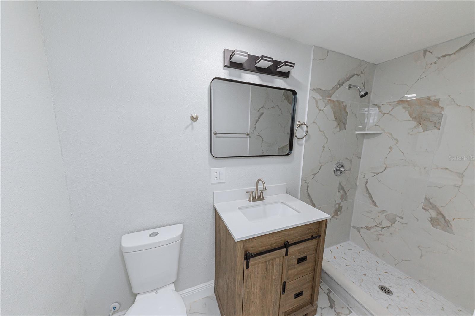 CRESTRIDGE - Residential