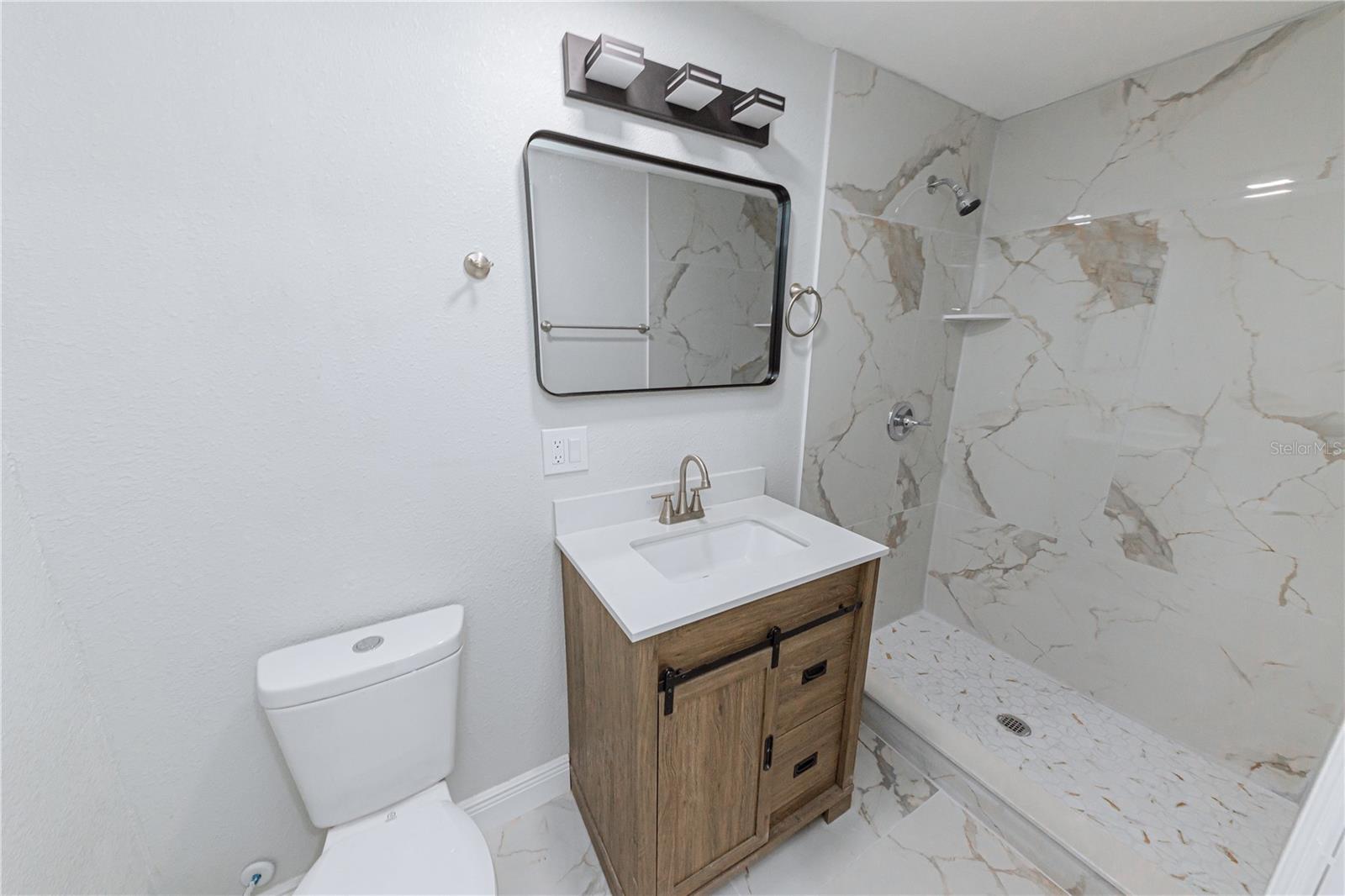 CRESTRIDGE - Residential