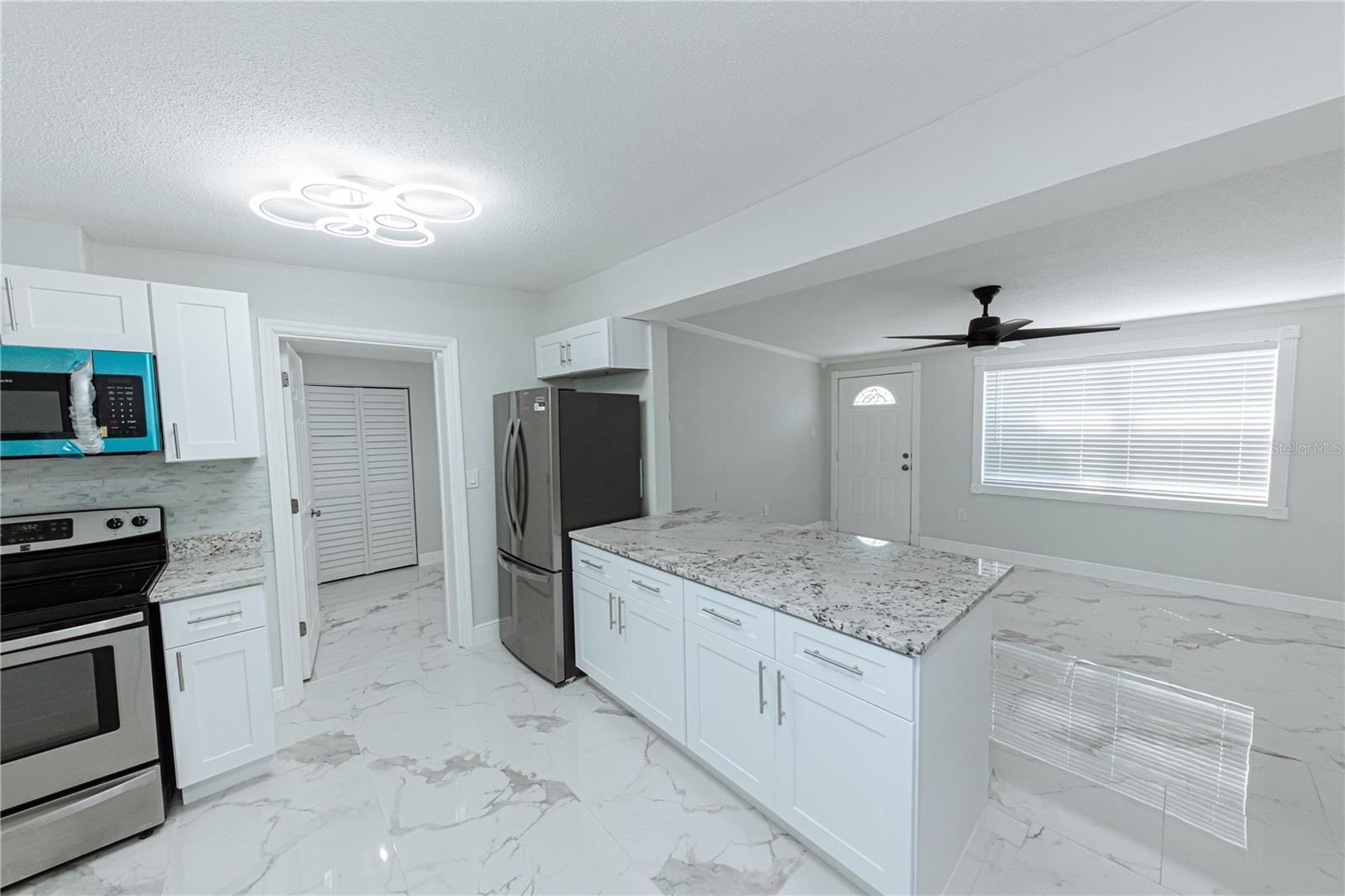 CRESTRIDGE - Residential