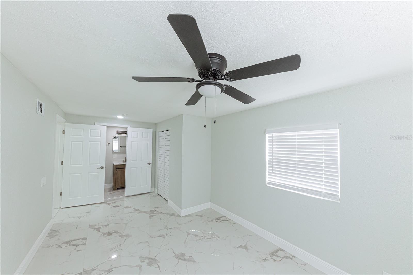 CRESTRIDGE - Residential