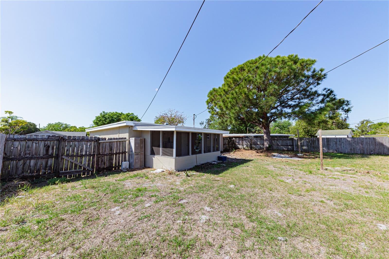 CRESTRIDGE - Residential