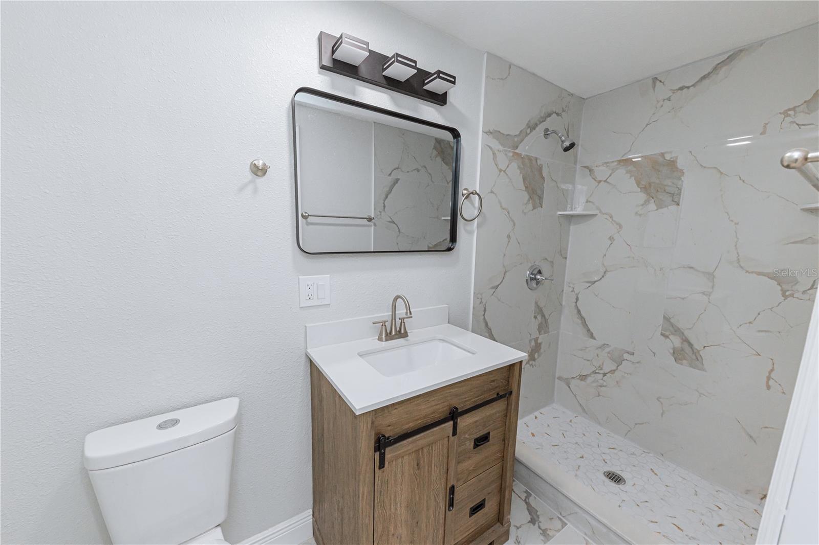 CRESTRIDGE - Residential