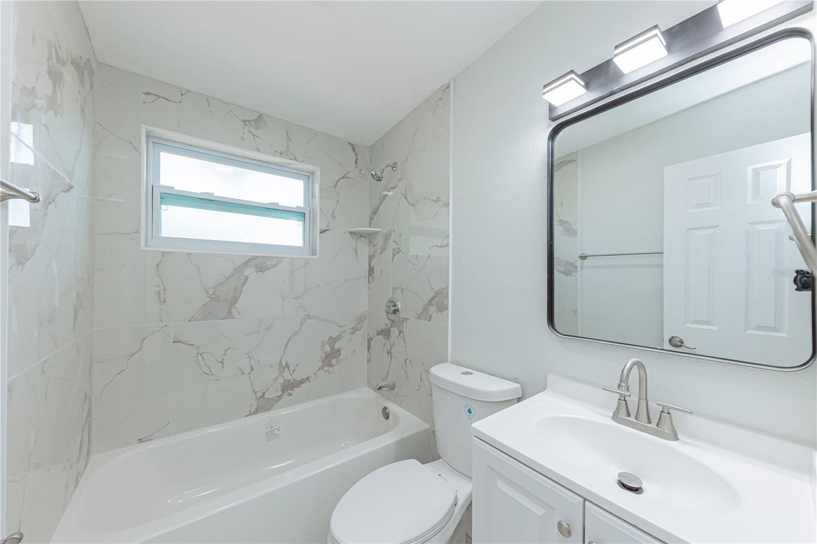 CRESTRIDGE - Residential