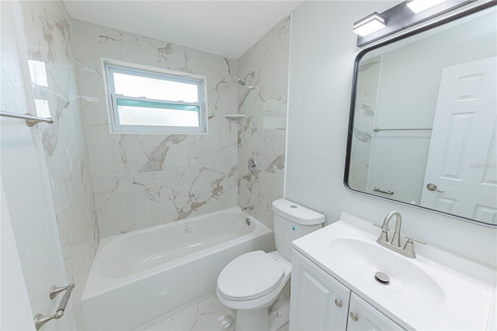 CRESTRIDGE - Residential