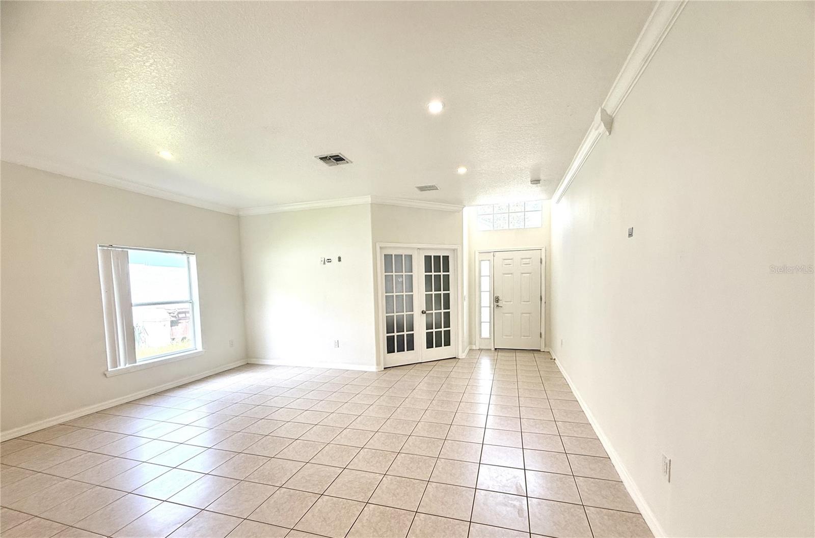 1030 VAQUERO LANE