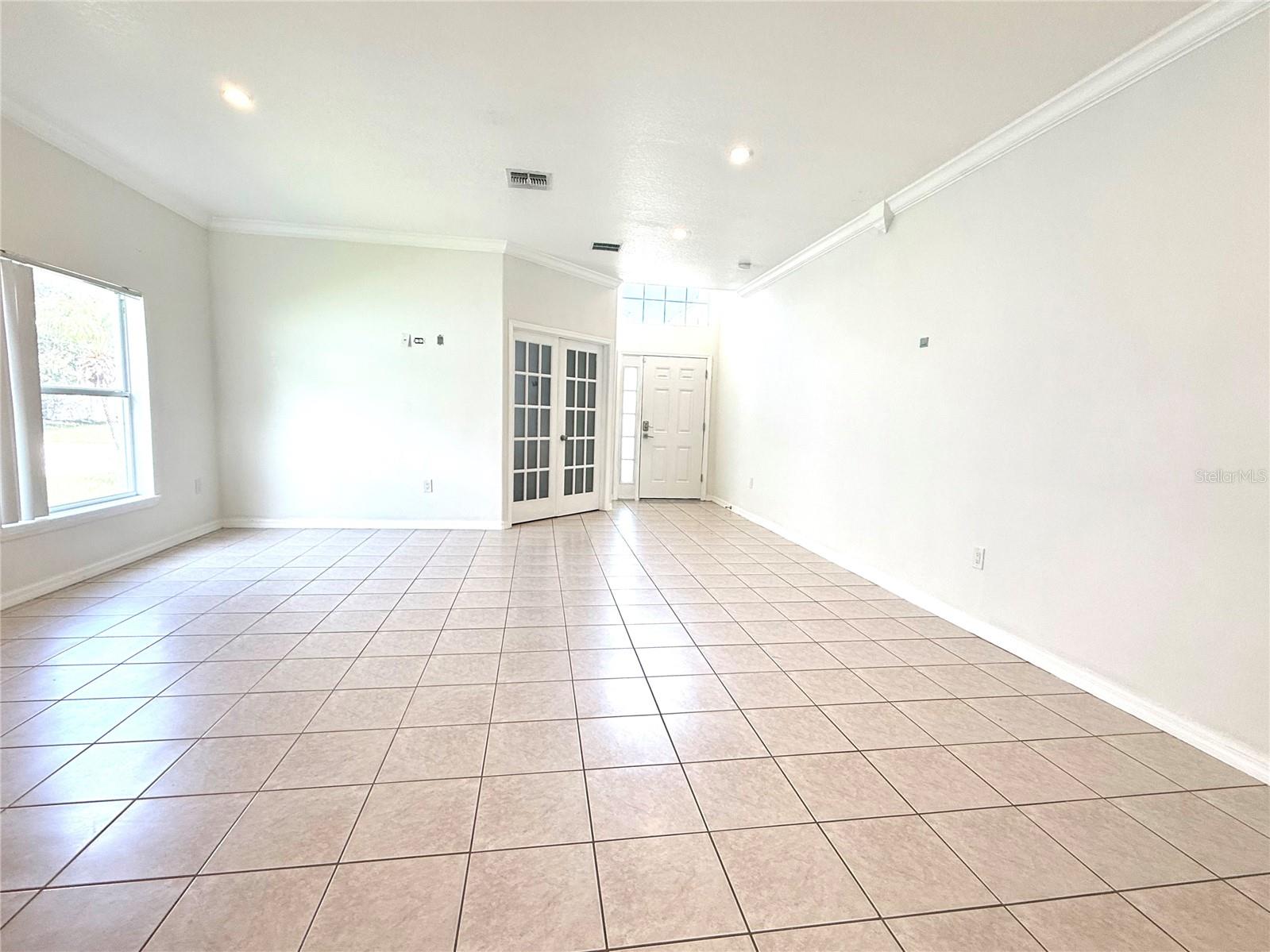1030 VAQUERO LANE