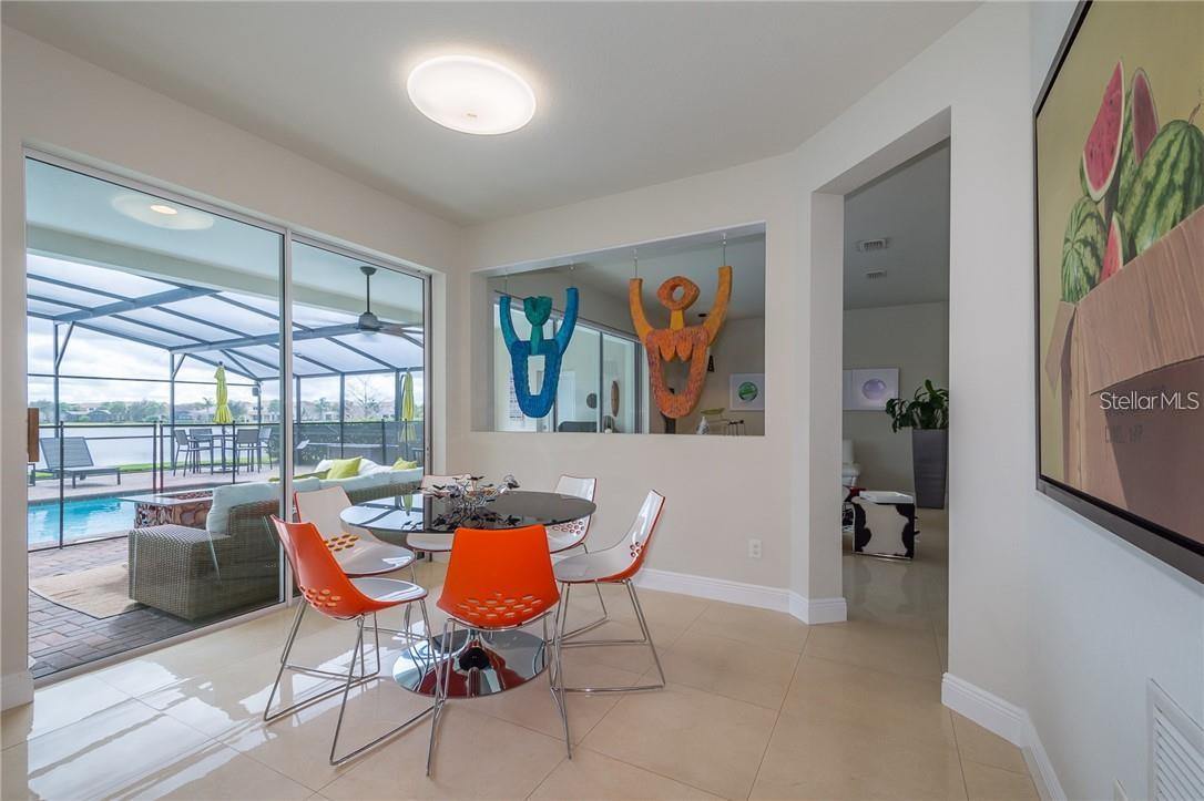 VILLAGEWALK/LK NONAB - Residential