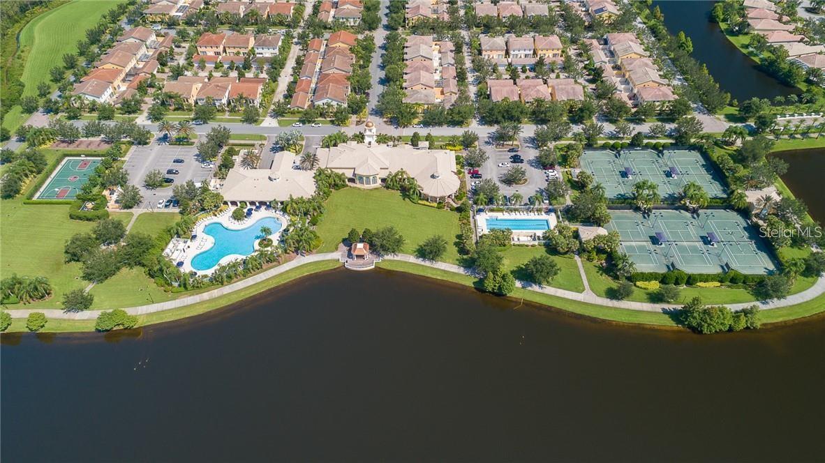 VILLAGEWALK/LK NONAB - Residential