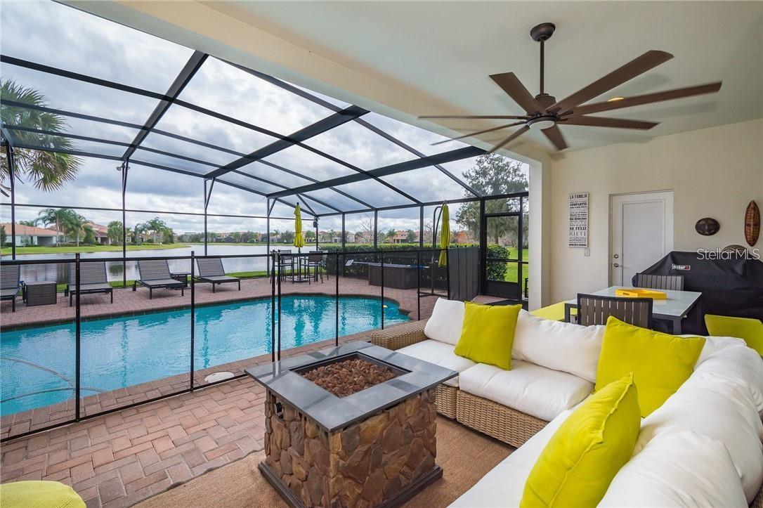 VILLAGEWALK/LK NONAB - Residential