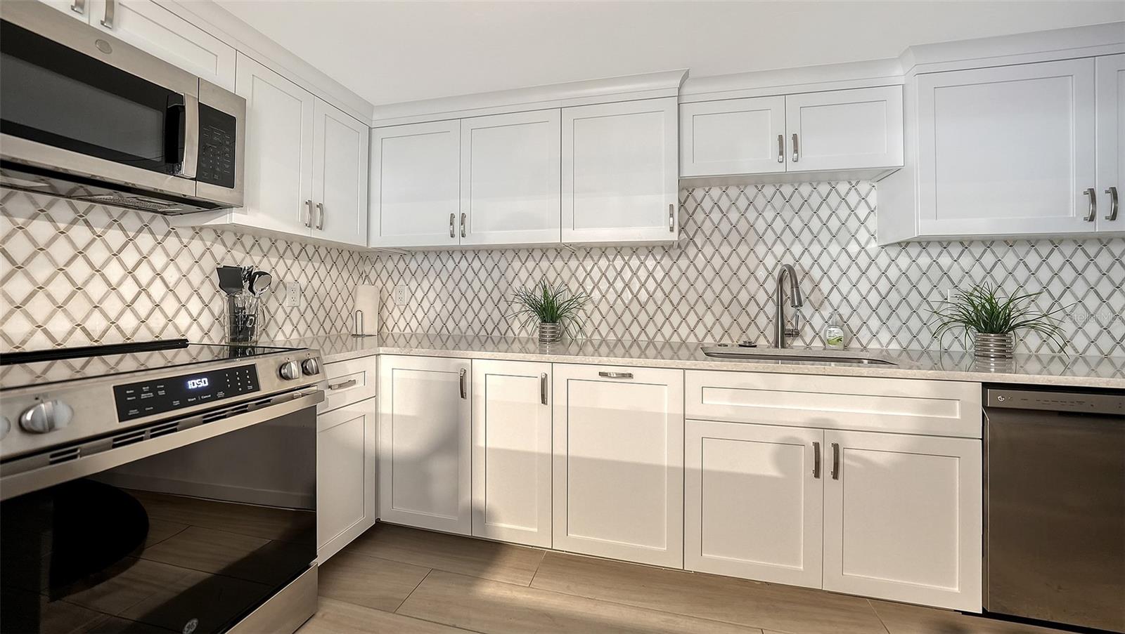 EXCELSIOR BEACH TO BAY - Residential