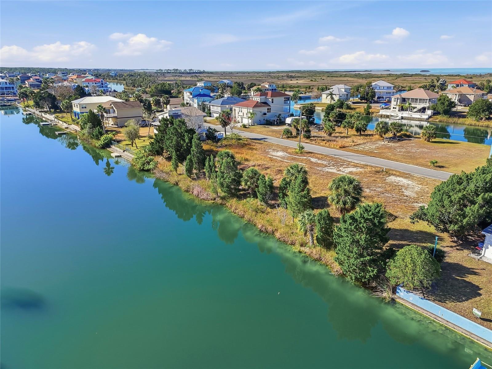 HERNANDO BEACH - Land