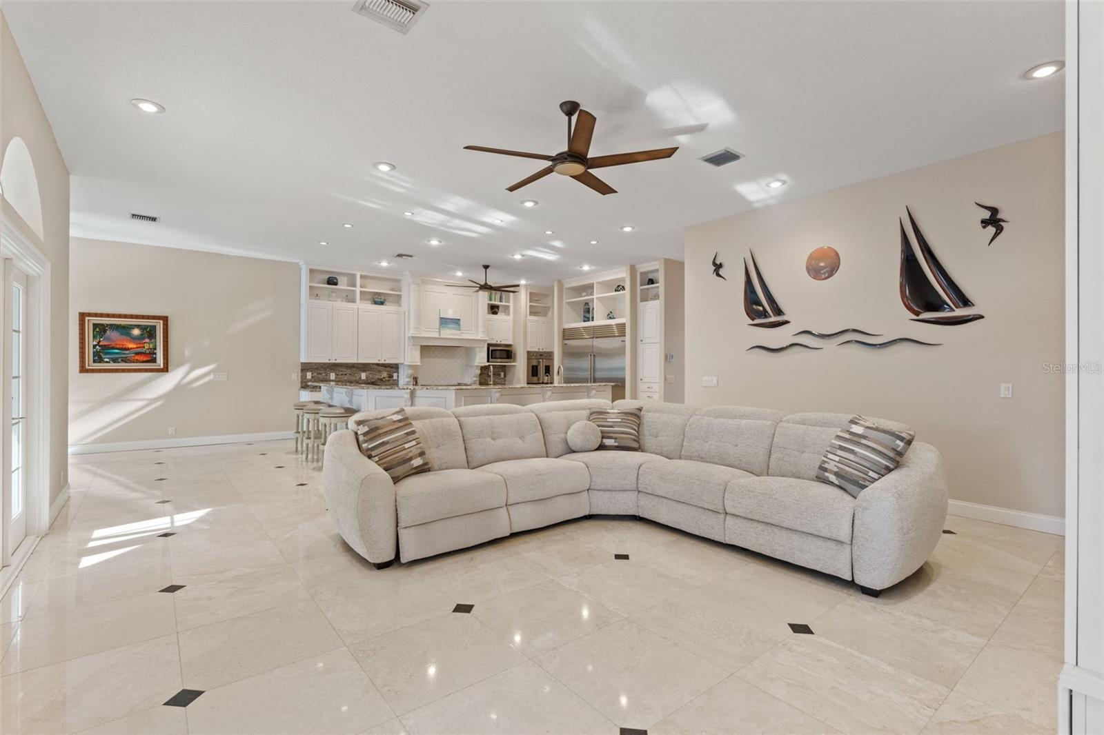 DAVIS ISLANDS PB10 PG52 TO 57 - Residential