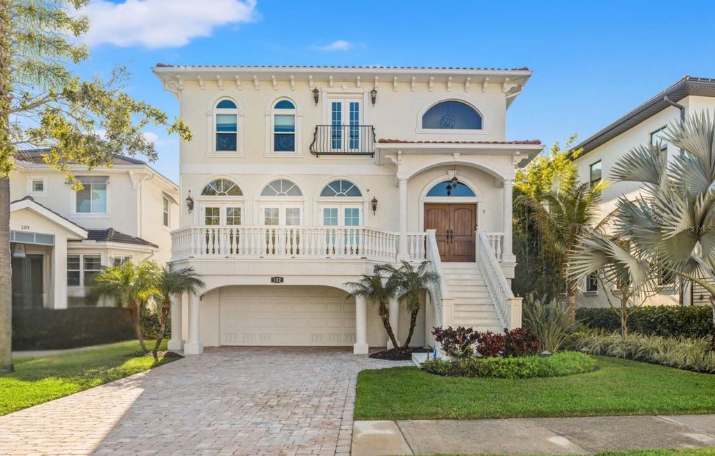 Photo of 102 Adriatic Avenue, Tampa, FL 33606 (MLS # TB8463859)