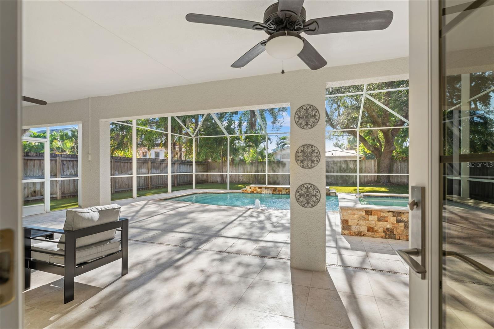 DAVIS ISLANDS PB10 PG52 TO 57 - Residential