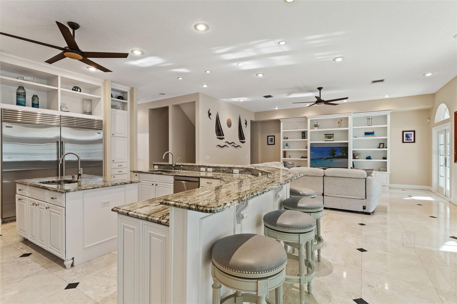 DAVIS ISLANDS PB10 PG52 TO 57 - Residential