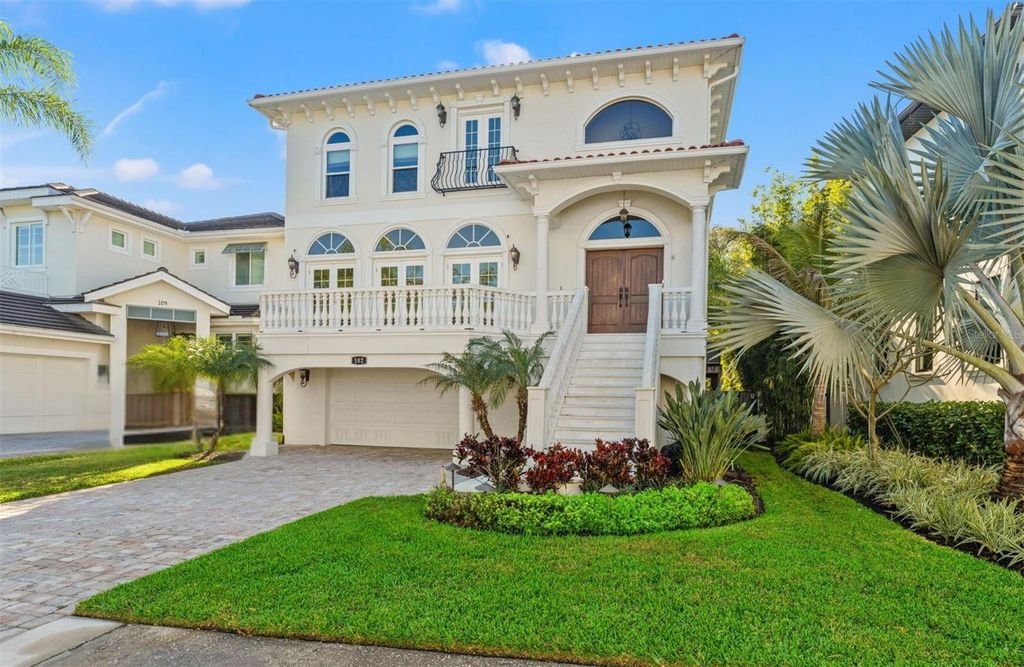 Photo of 102 Adriatic Avenue, Tampa, FL 33606 (MLS # TB8463859)