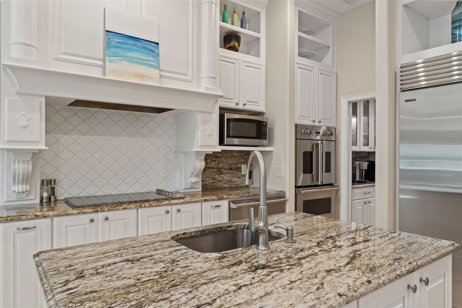 DAVIS ISLANDS PB10 PG52 TO 57 - Residential