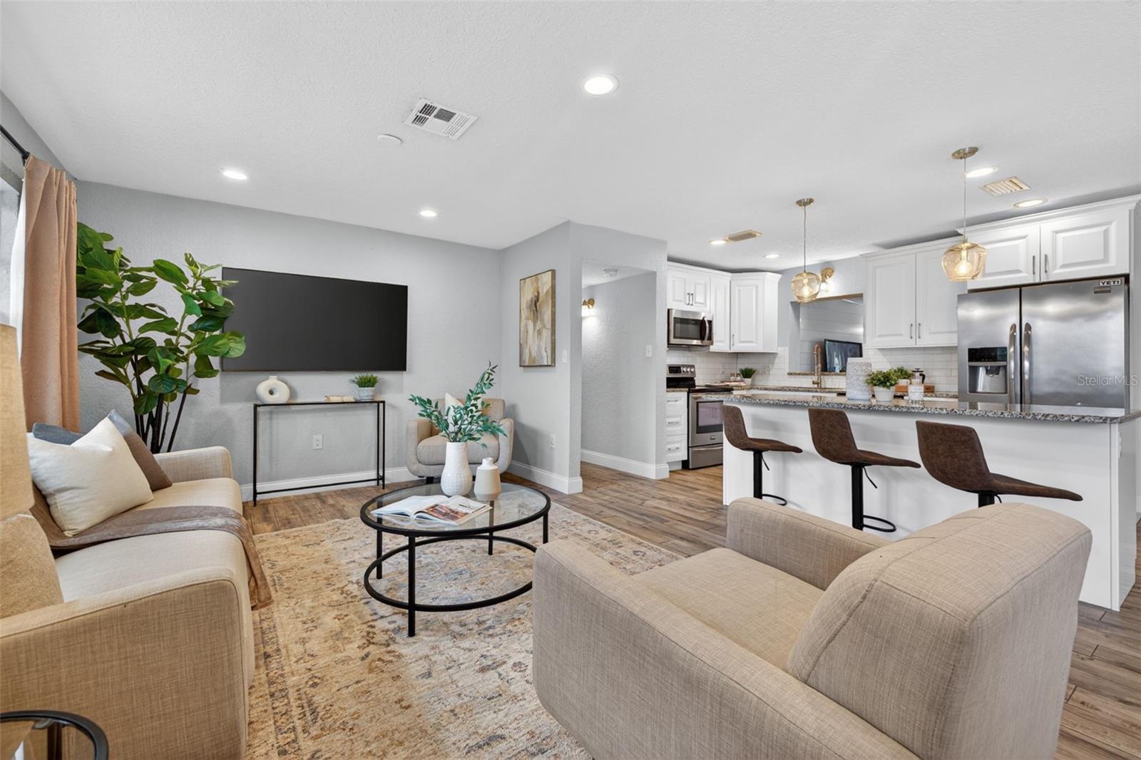 TERESA GARDENS - Residential