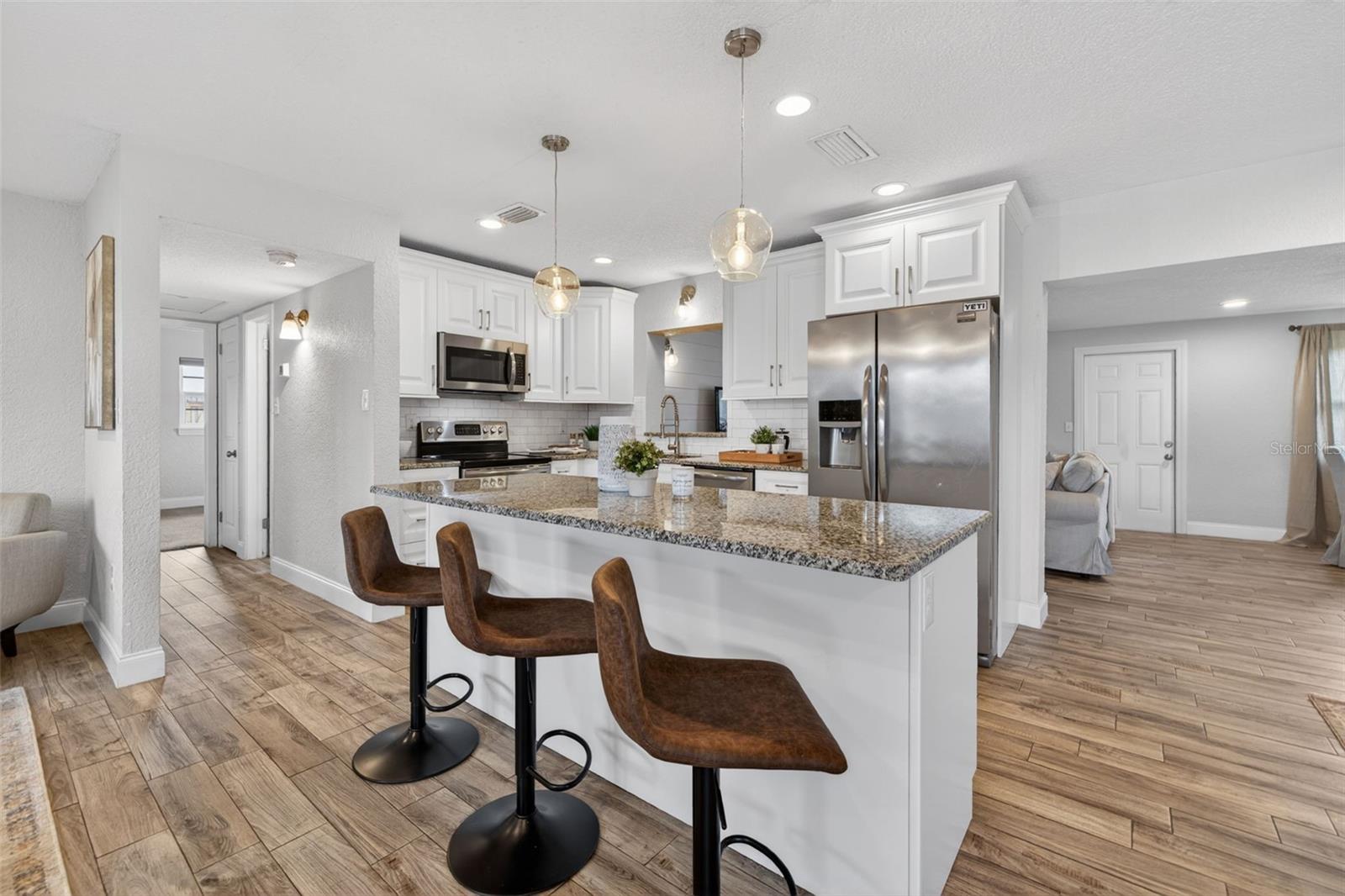 TERESA GARDENS - Residential