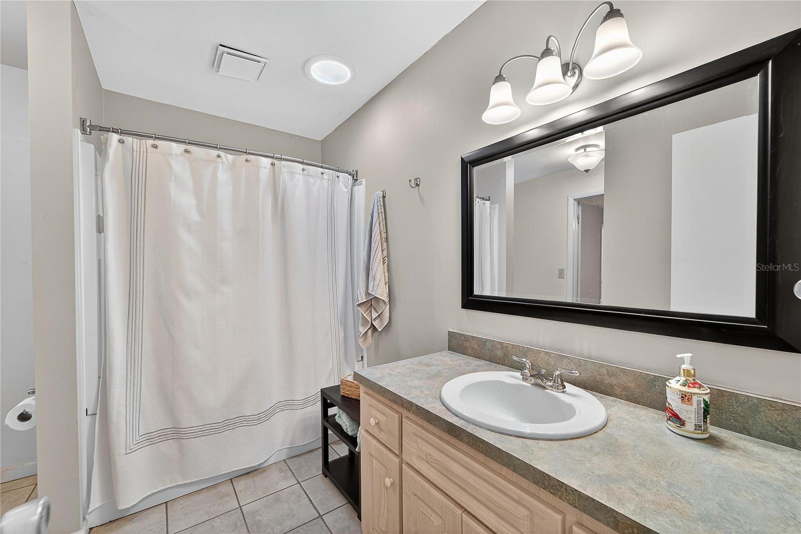 KINGSWAY GARDENS REP - Residential