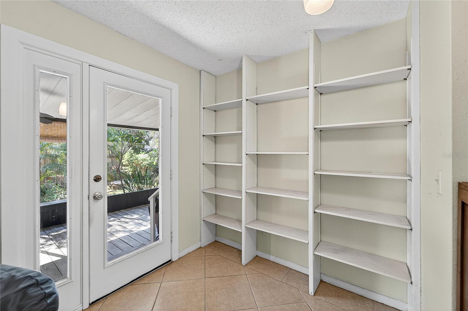 KINGSWAY GARDENS REP - Residential