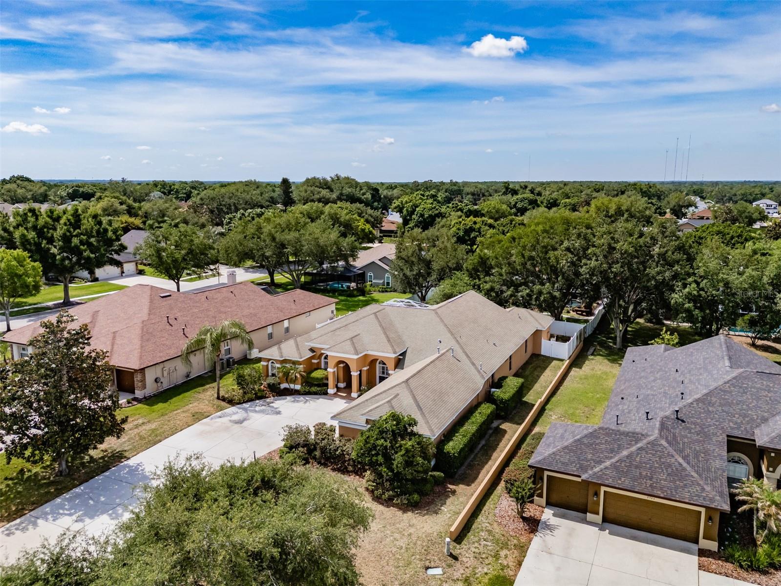 HILLSIDE - Residential
