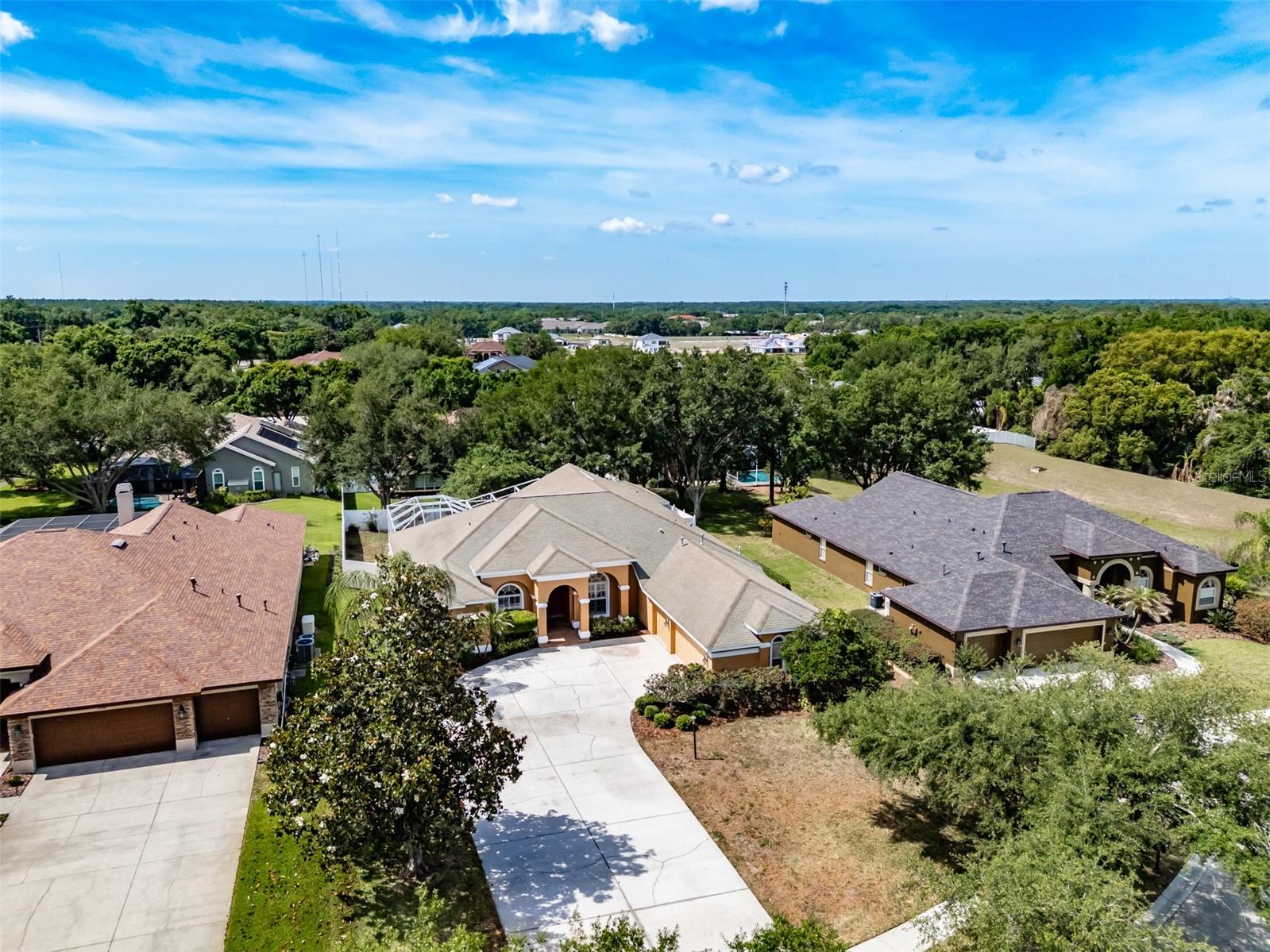 HILLSIDE - Residential