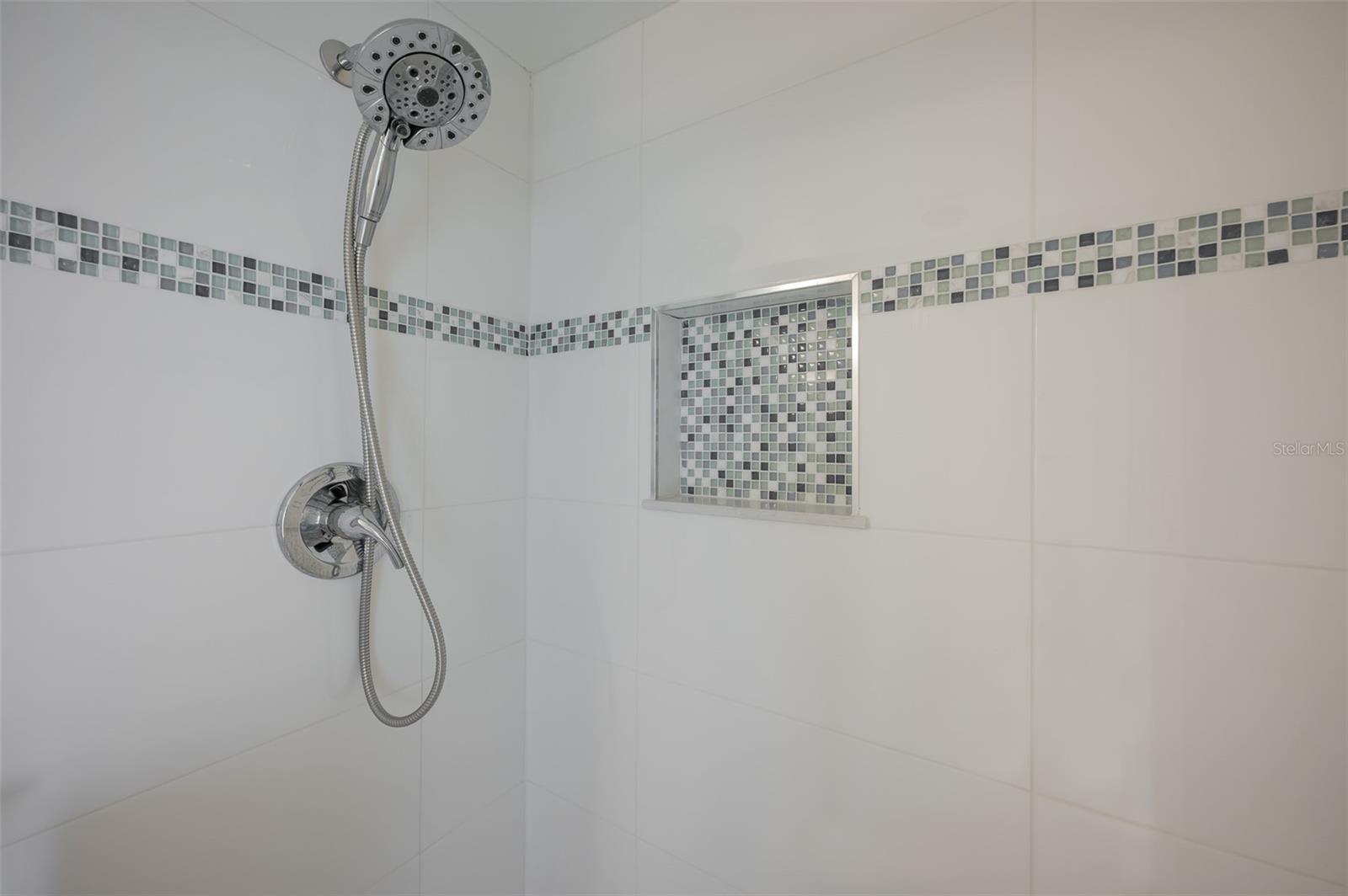 SIESTA HARBOR II - Residential