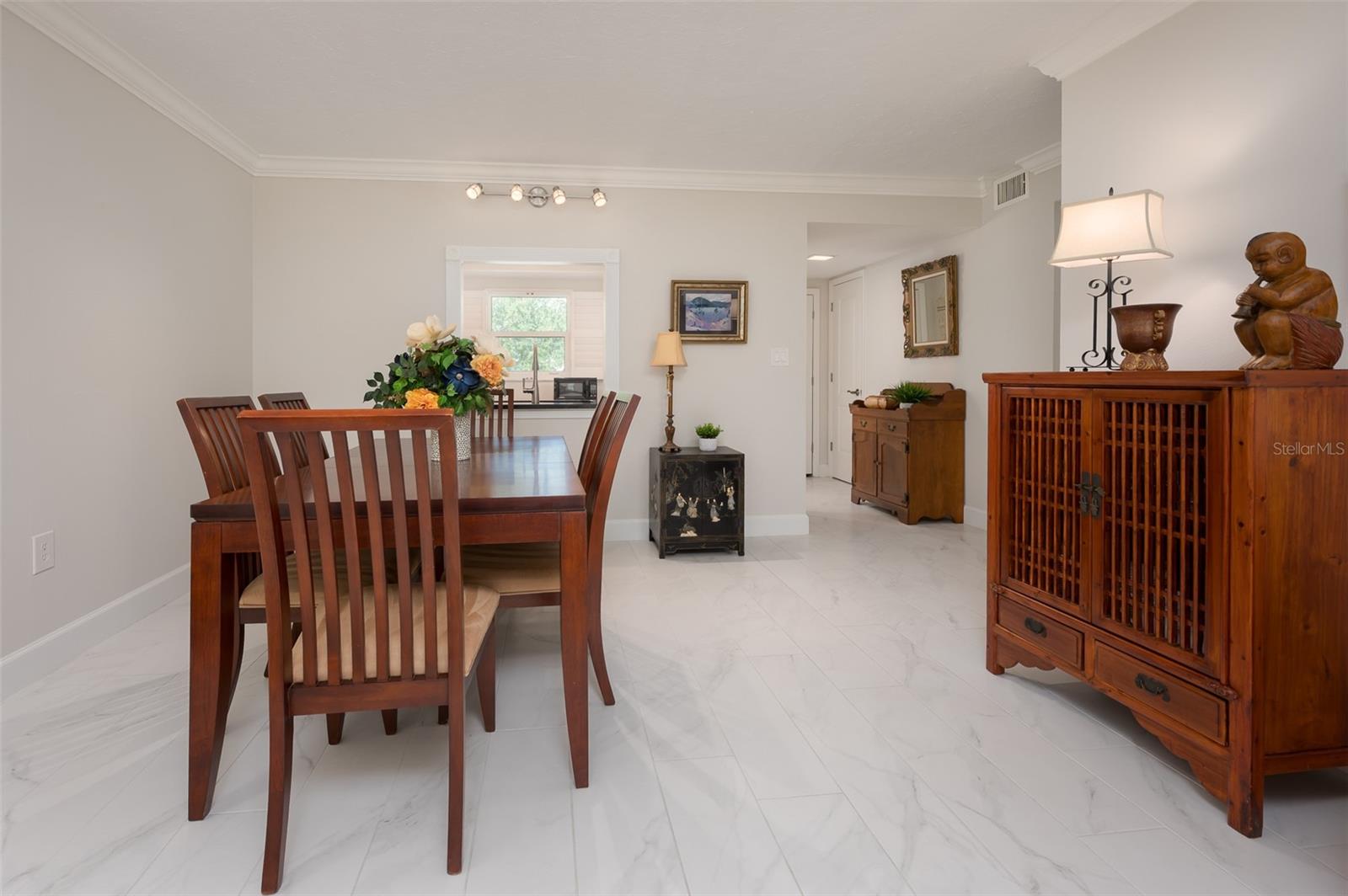 SIESTA HARBOR II - Residential