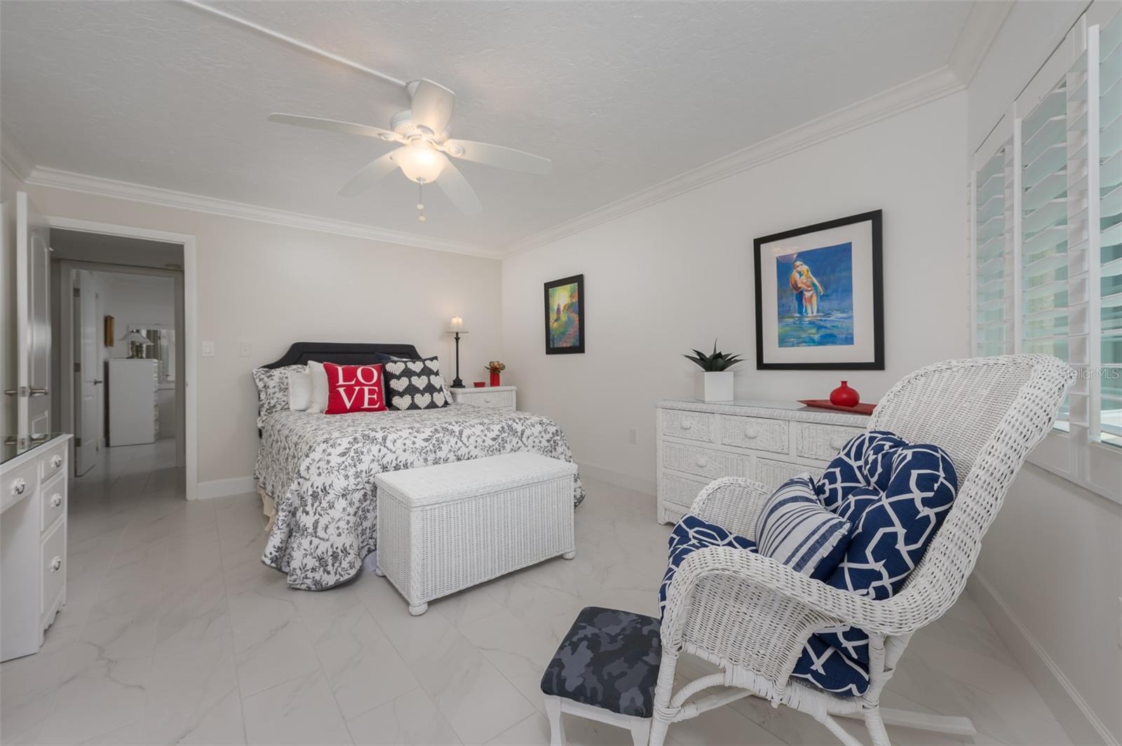 SIESTA HARBOR II - Residential