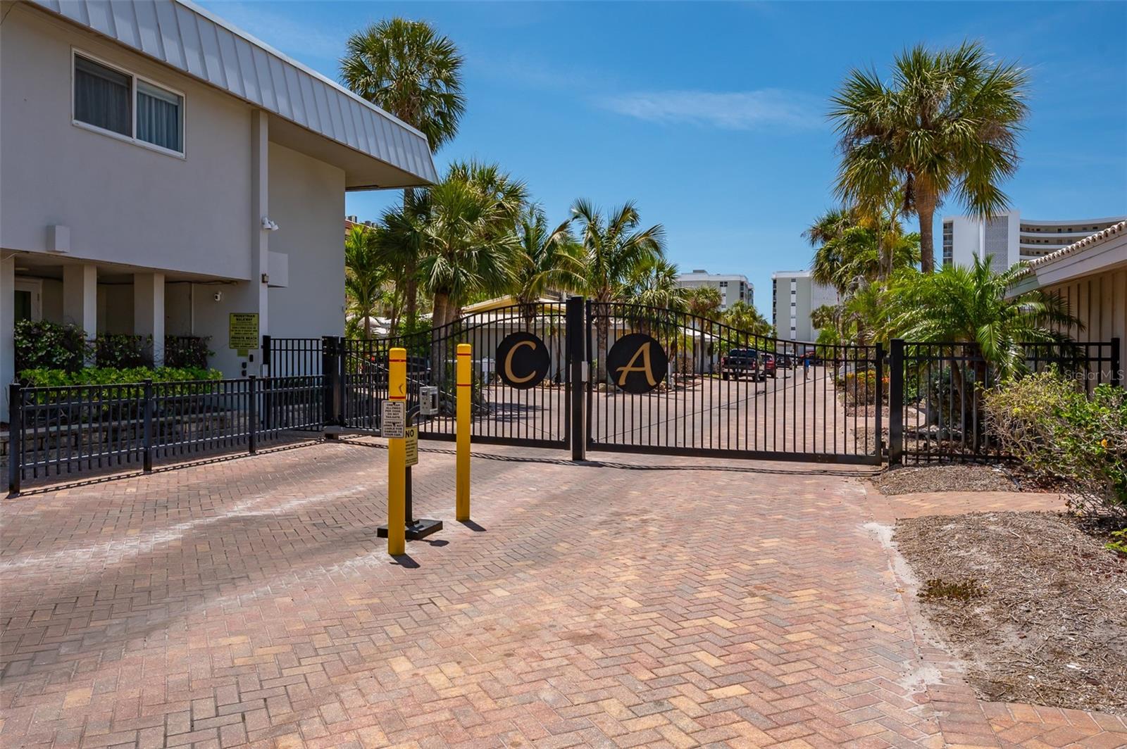 SIESTA HARBOR II - Residential