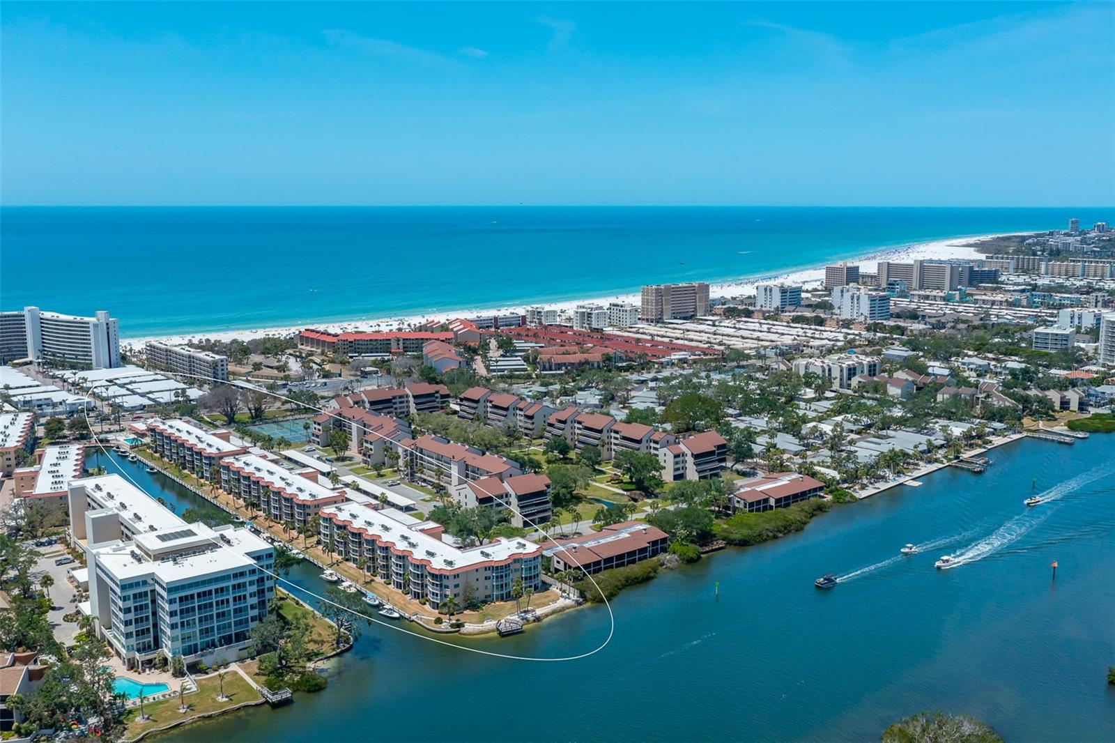 SIESTA HARBOR II - Residential