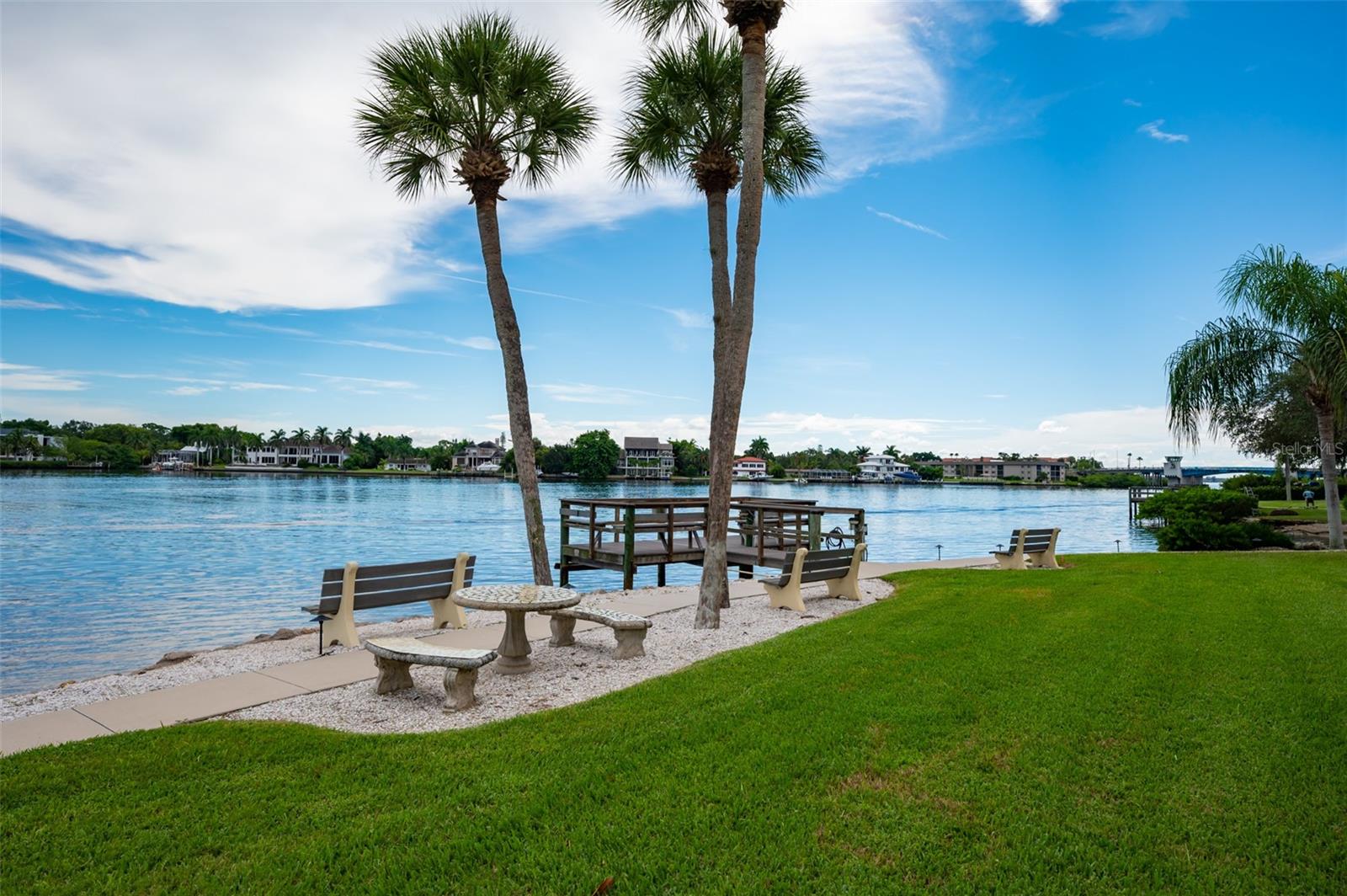 SIESTA HARBOR II - Residential