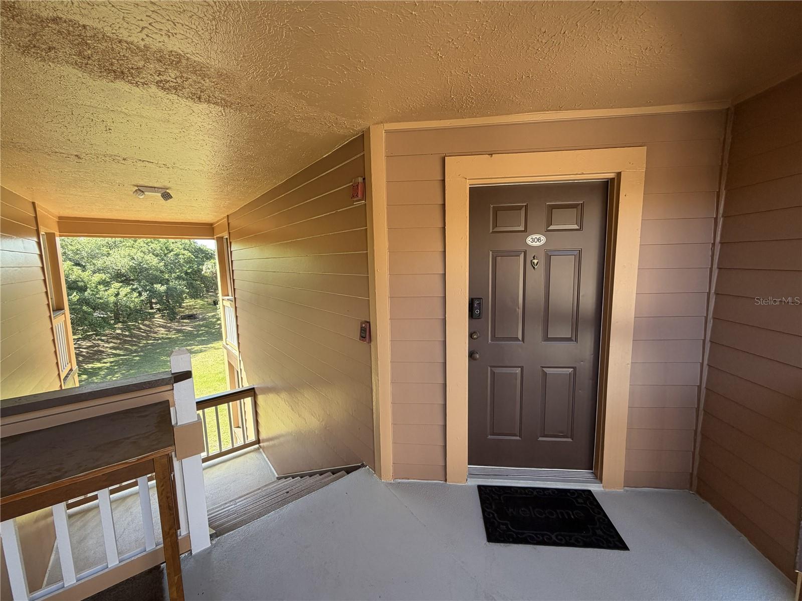 498 N PIN OAK PLACE 306