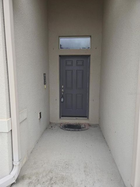 130 HIGHLAND MEADOWS STREET DAVENPORT FL 33837