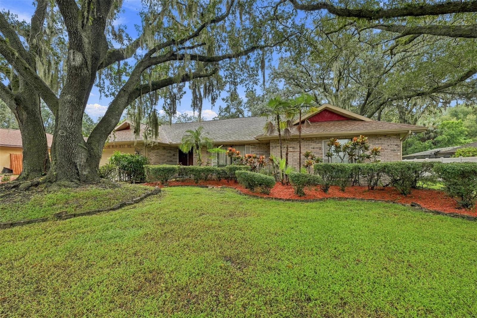 2609 MANOR OAK DRIVE