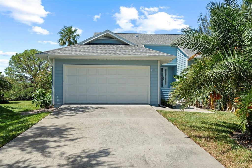 Photo of 1016 Teal Pointe, Tarpon Springs, FL 34689 (MLS # TB8346038)