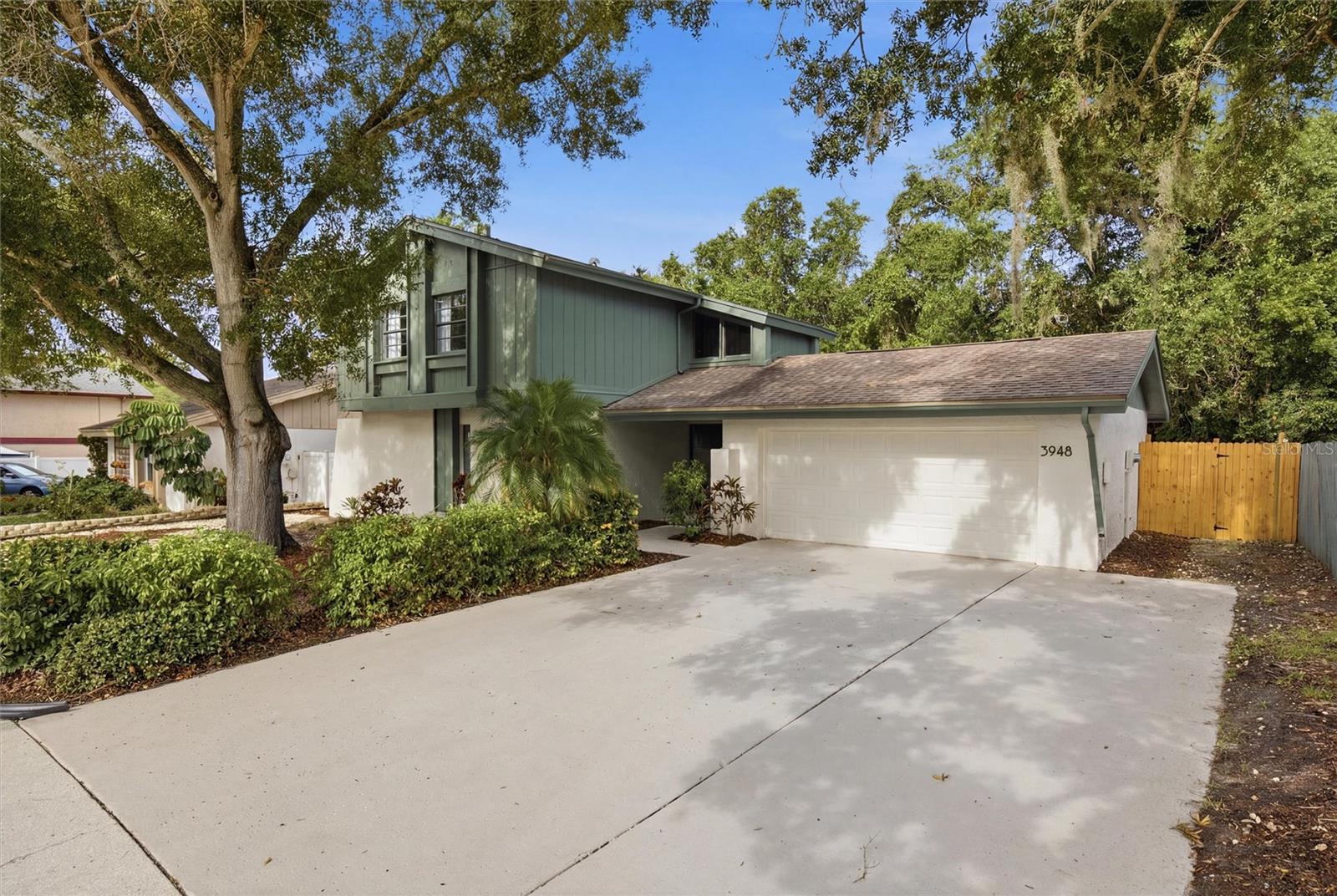 Photo 1 of 50 — 3948 ORCHARD HILL CIRCLE, PALM HARBOR, FL 34684