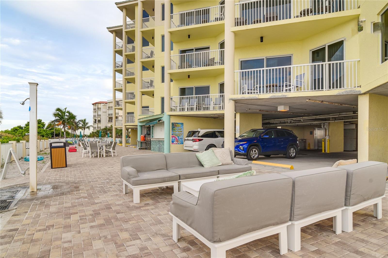SUNSET VISTAS CONDO HOTEL ON THE GULF - Residential