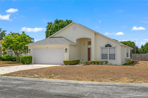 A home in WINTER HAVEN