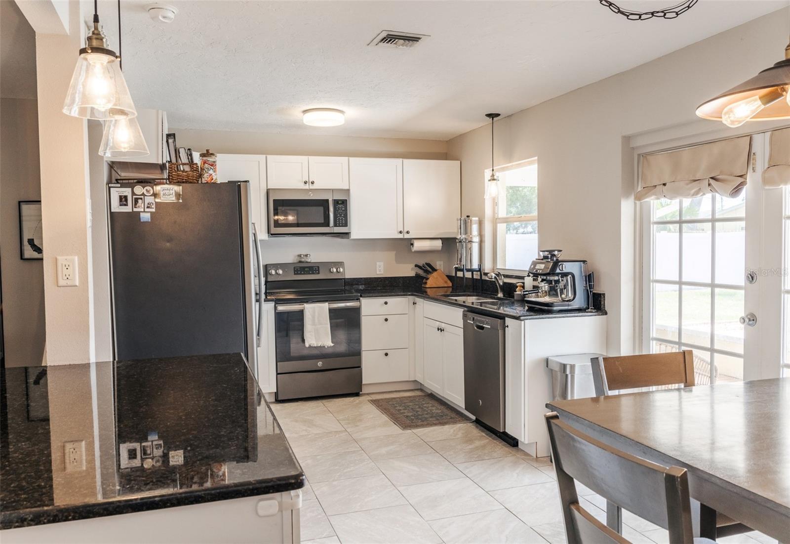 1059 VENETIAN PARKWAY