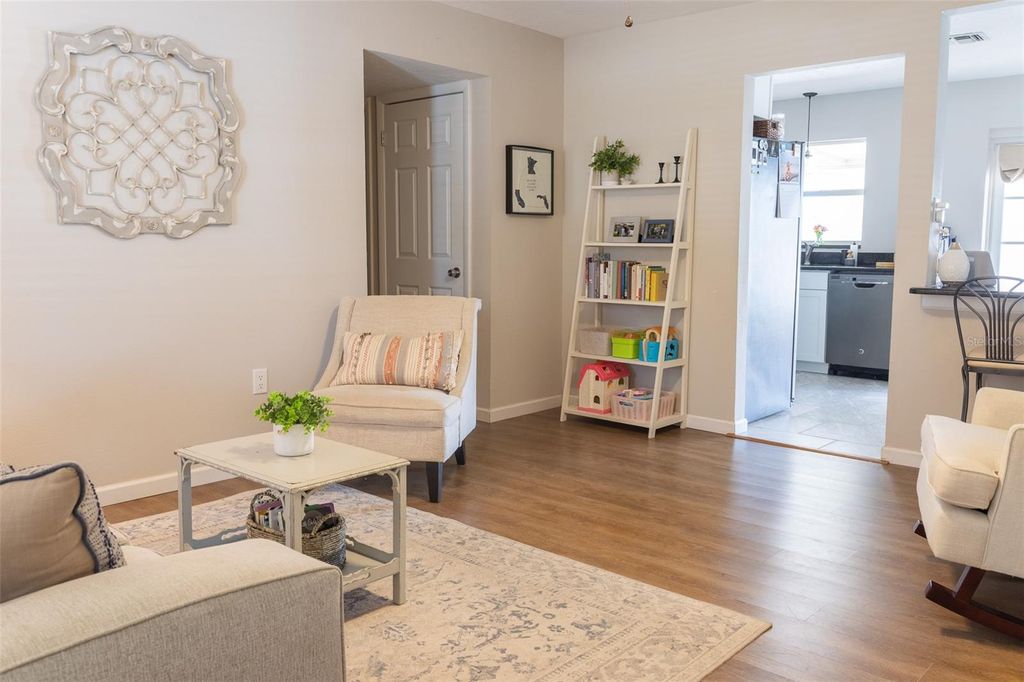 Photo of 1059 Venetian Parkway, Venice, FL 34285 (MLS # TB8409120)